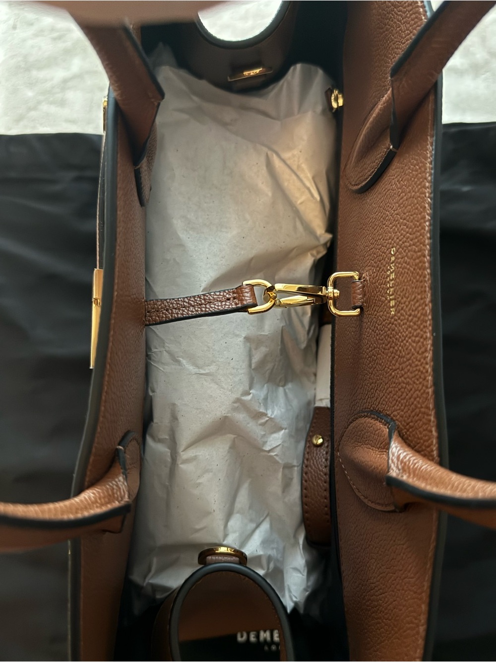 DeMellier The Hudson Bag in Tan Small Grain Leather with Crossbody Strap NEW - Picture 7 of 9